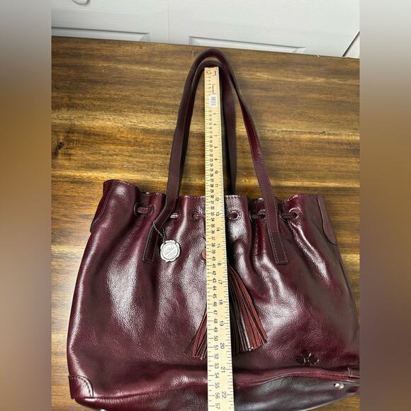 NWT Patricia Nash 10th Anniversary Plum Soft Leather Drawstring Witney Tote - Picture 6 of 9
